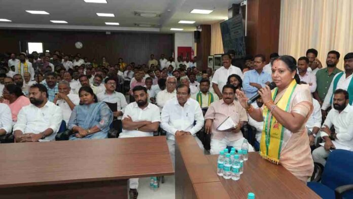 Kavitha Opposes Telangana Farmer DISCOM Proposal