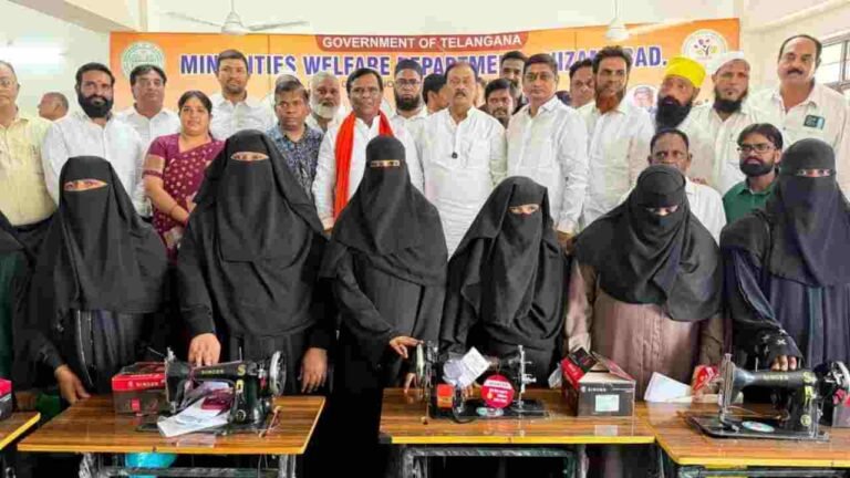 Shabbir Ali distributes sewing machines, CMRF cheques in Nizamabad