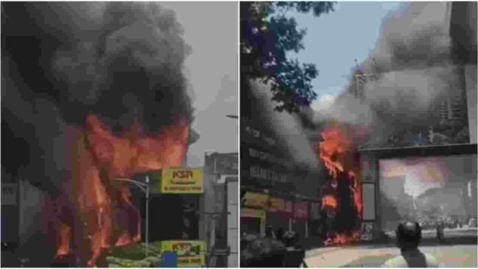 Huge Fire Breaks Out At Shopping Mall In Ameerpet