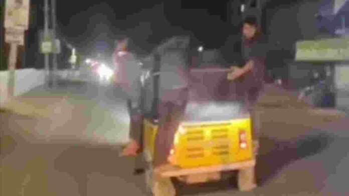 Chandrayangutta Police Book Auto Driver For Carrying 14 Passengers
