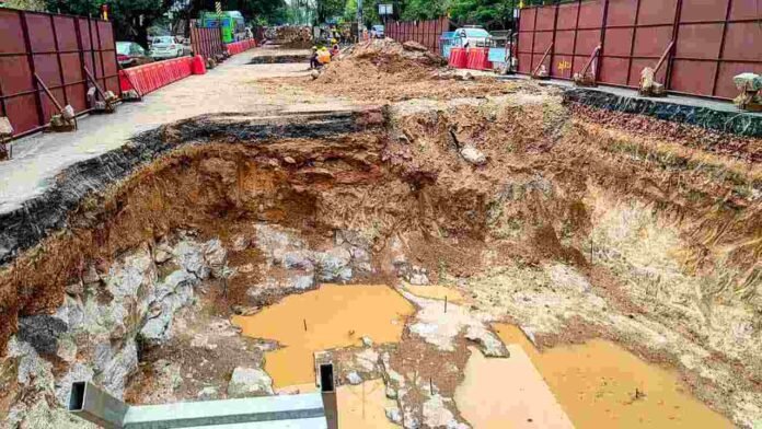 Rainwater Disrupts KBR Park Flyover Works, GHMC Warns Of Delays