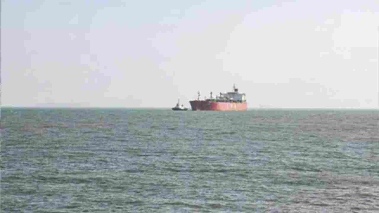 Three Indian Oil Tankers Cross Strait Of Hormuz With 8.6 lakh MT Cargo