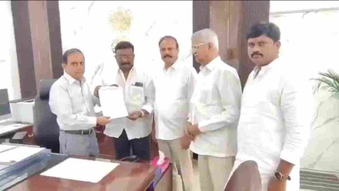 BRS Delegation Meets Telangana CEO Over SIR Process