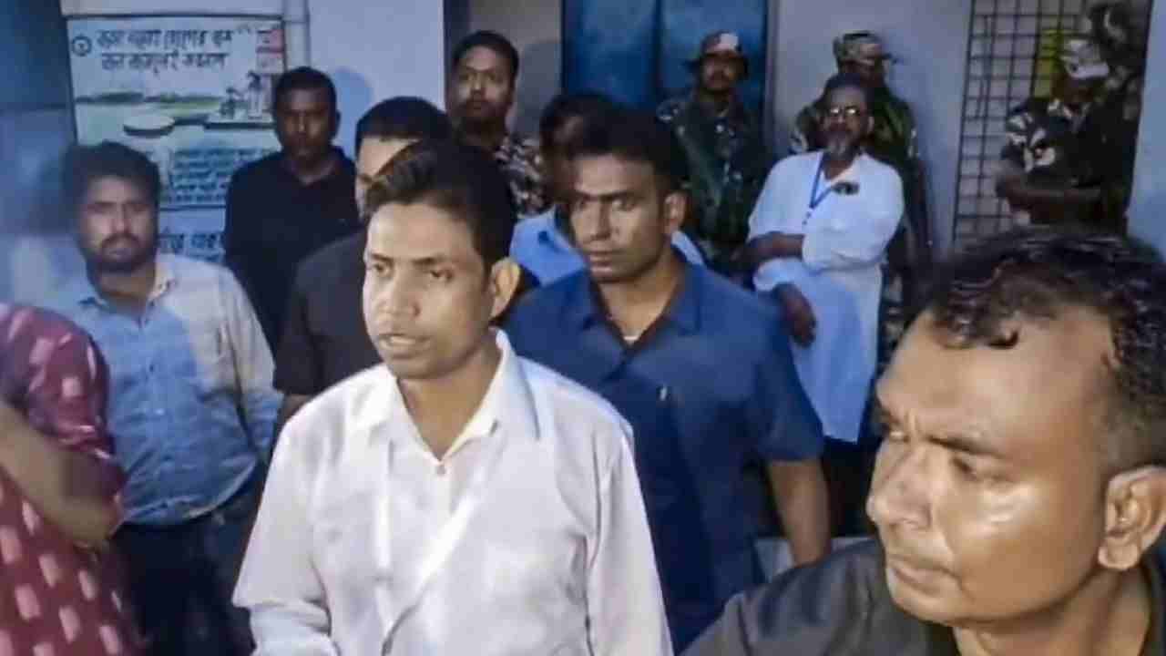 Trinamool ‘Pushpa’ (Jahangir Khan) Arrested At India-Nepal Border