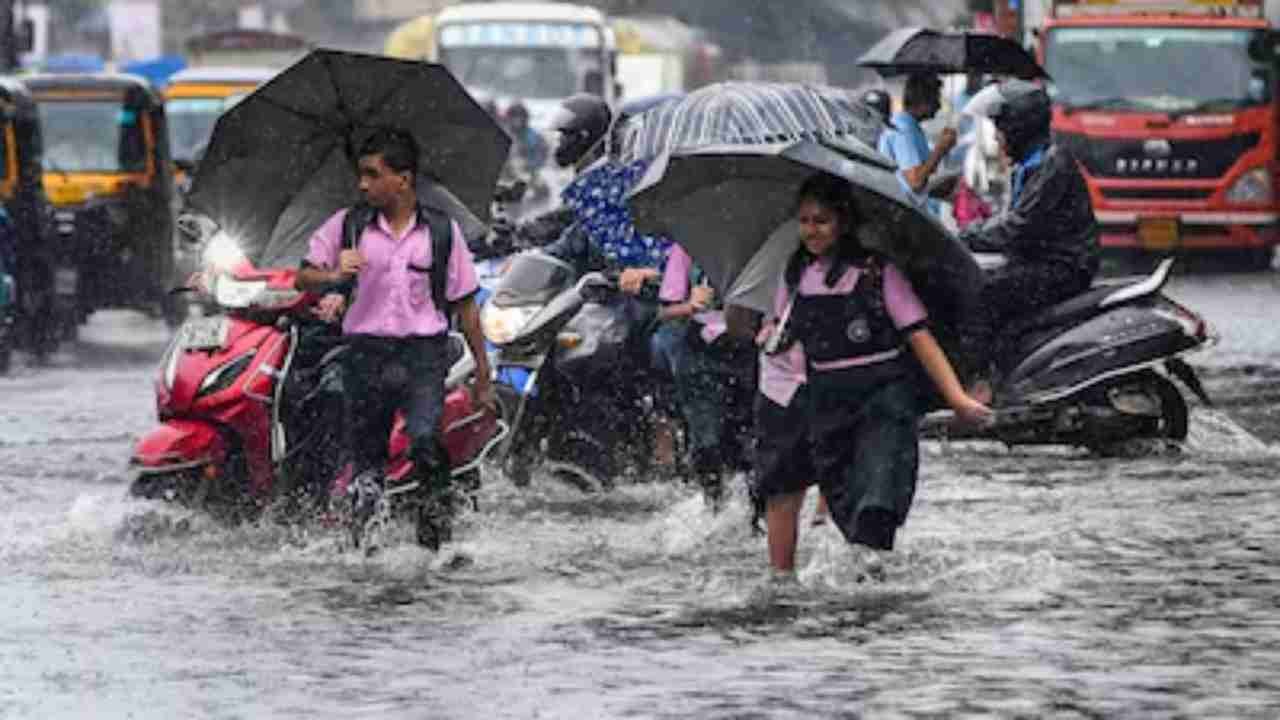 Mumbai Wakes Up to Monsoon Chaos as IMD Issues Orange Alert