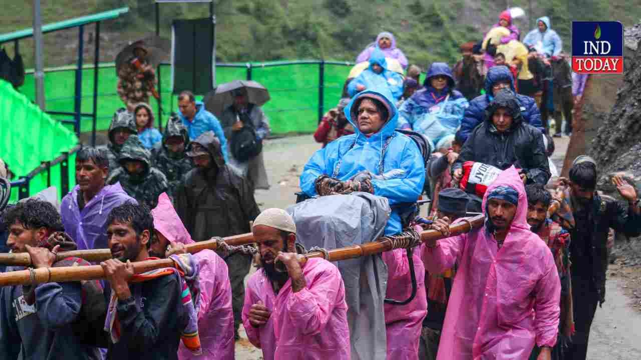 Amarnath Yatra Crosses 56,000 Pilgrims in Three Days; Heavy Rush Continues
