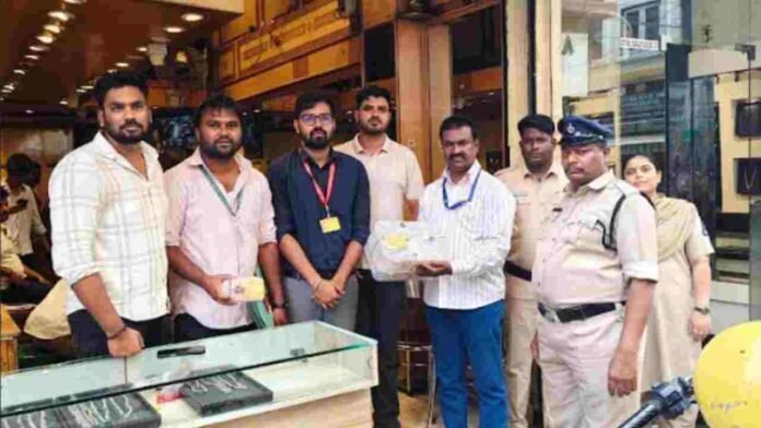 BIS Raids Secunderabad Jewellery Store Over Hallmarking Violations