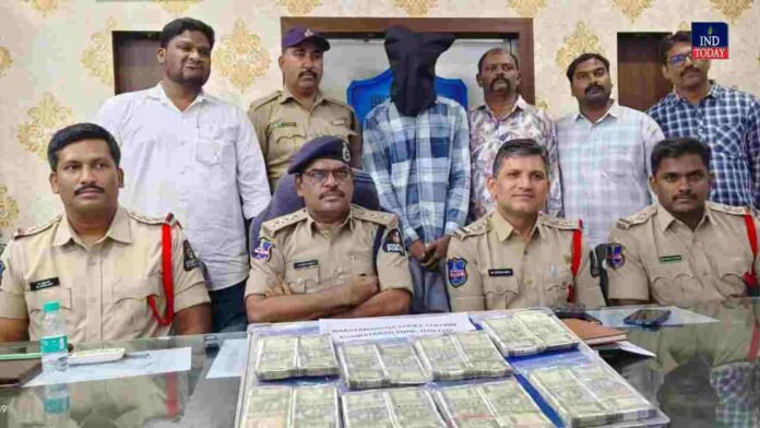 Carpenter Arrested for Rs 7.7 Lakh House Theft in Hyderabad