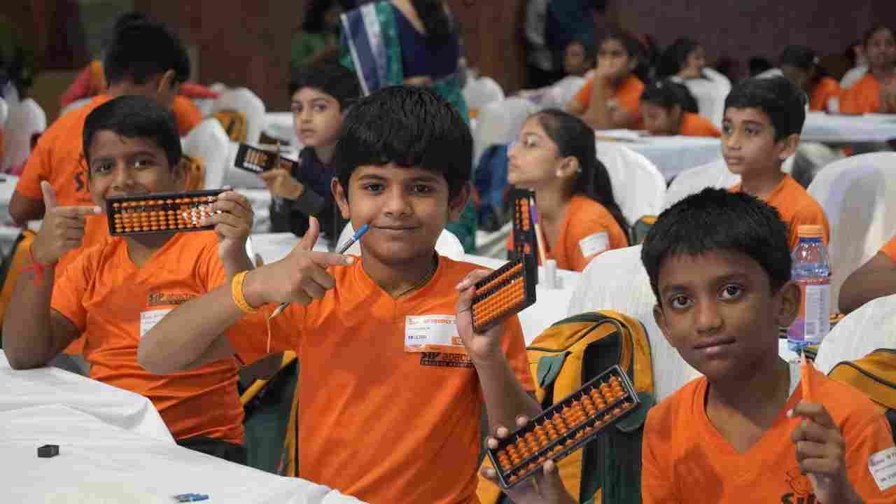 Telangana’s Largest Mental Math Championship Held, Over 3200 Children Participated