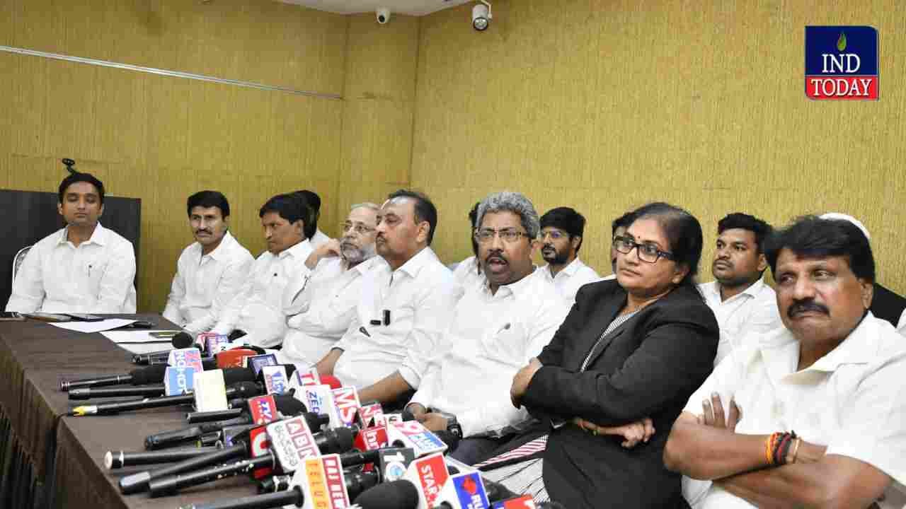 Lawyers Demand CBI Probe Into Advocate Khaja Moizuddin Murder Case
