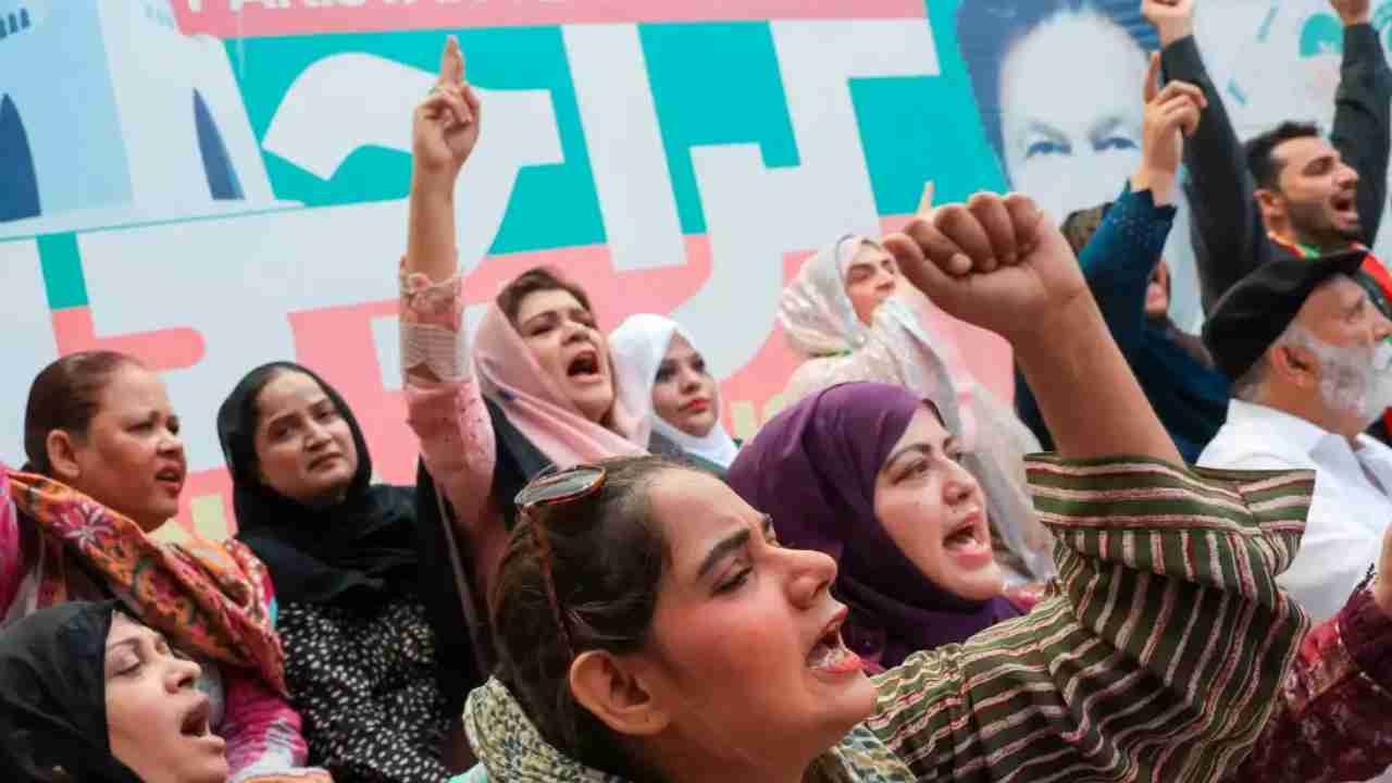 European Parliament Condemns Forced Conversion, Abduction Of Minority Girls In Pakistan