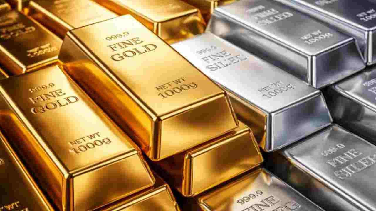 Gold And Silver Rates Sees A Fall In Hyderabad On July 11