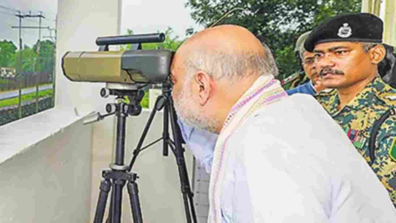 Amit Shah Reviews West Bengal Law And Order, Border Security