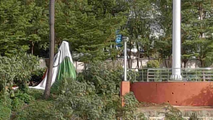National Flag Falls At Nagole, Locals Demand Action