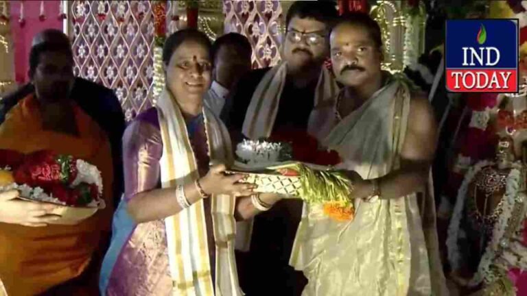 Konda Surekha, Ponnam Attend Balkampet Yellamma Kalyanam