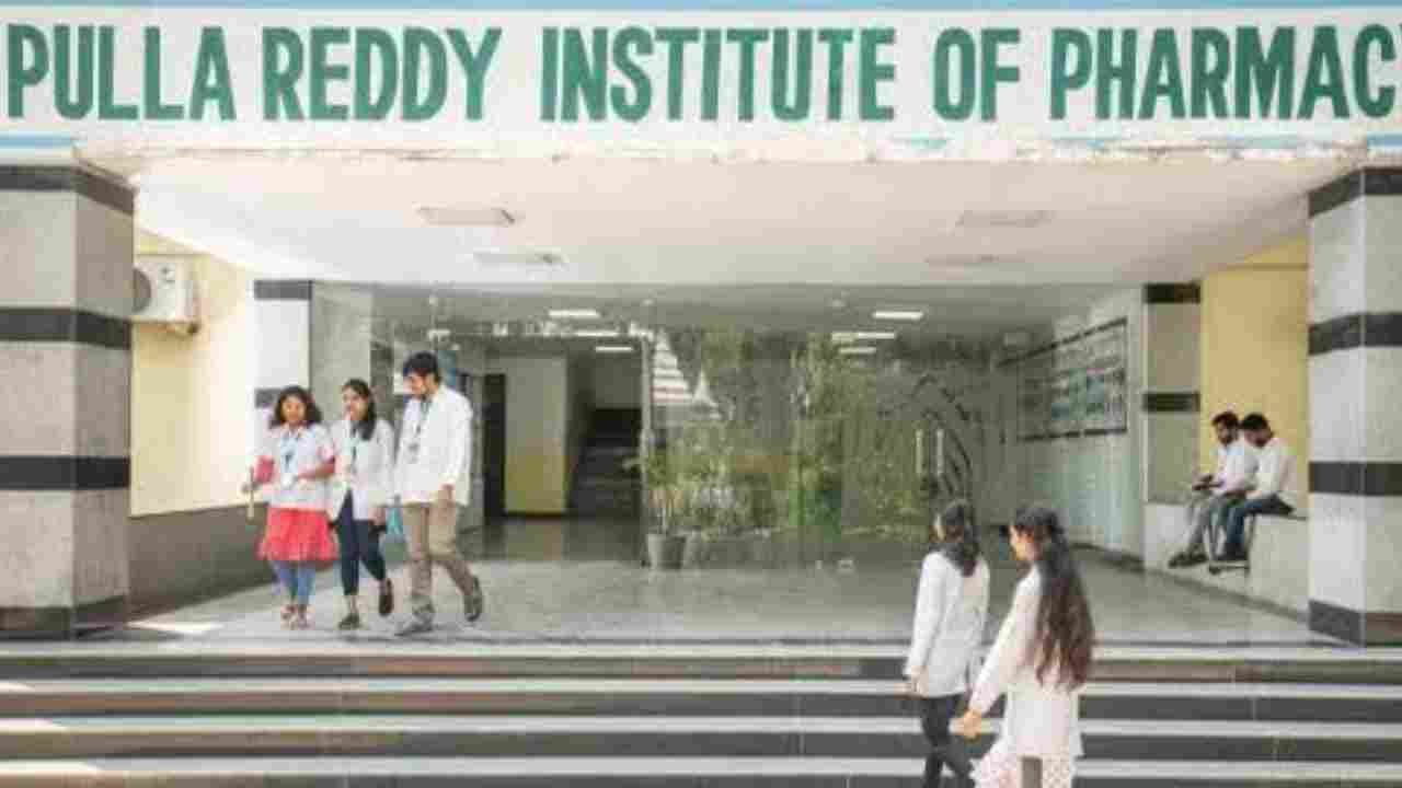 Pulla Reddy Institute Of Pharmacy Signs 10-Year MoU With Sindhu Hospitals For Clinical Training