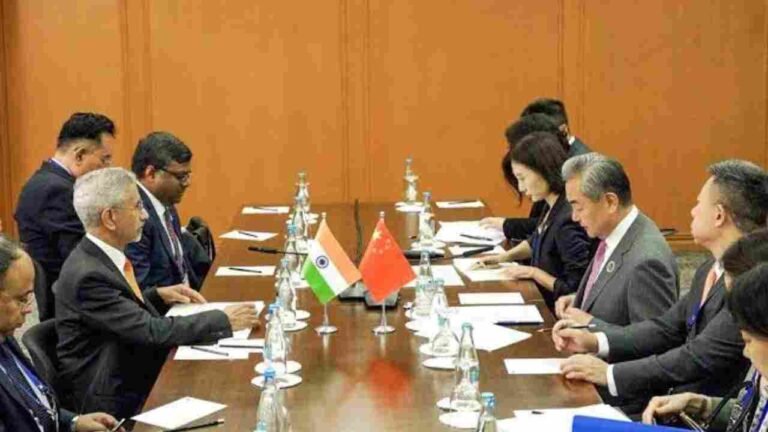 EAM Jaishankar Holds Talks With Chinese FM Wang Yi In Manila