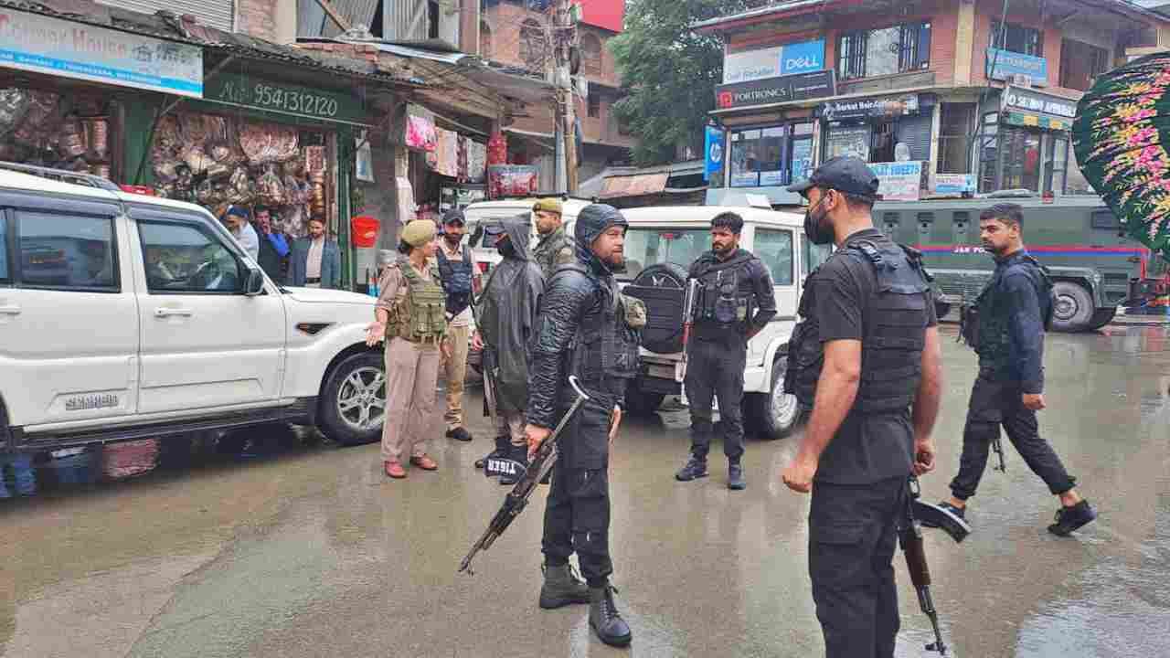 Policeman Injured In Suspected Terrorist Attack In J&K