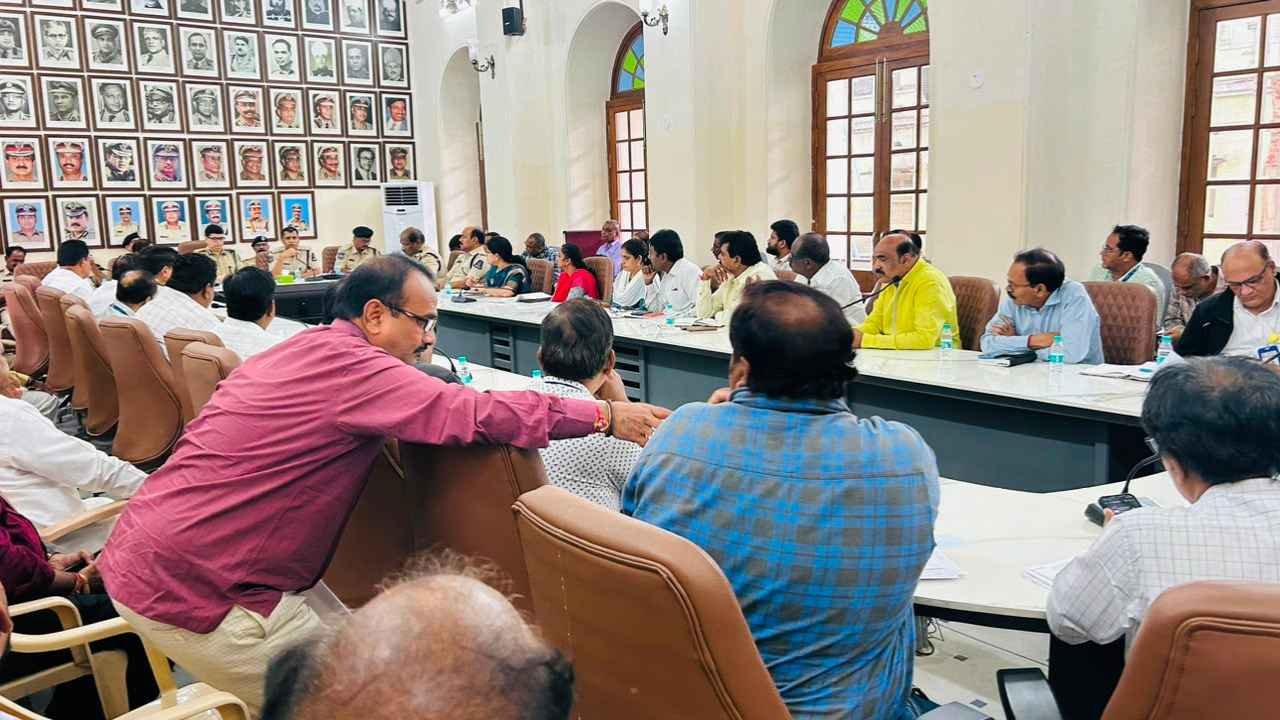 Hyderabad Police Hold Coordination Meeting For Bonalu And Ghataala Procession