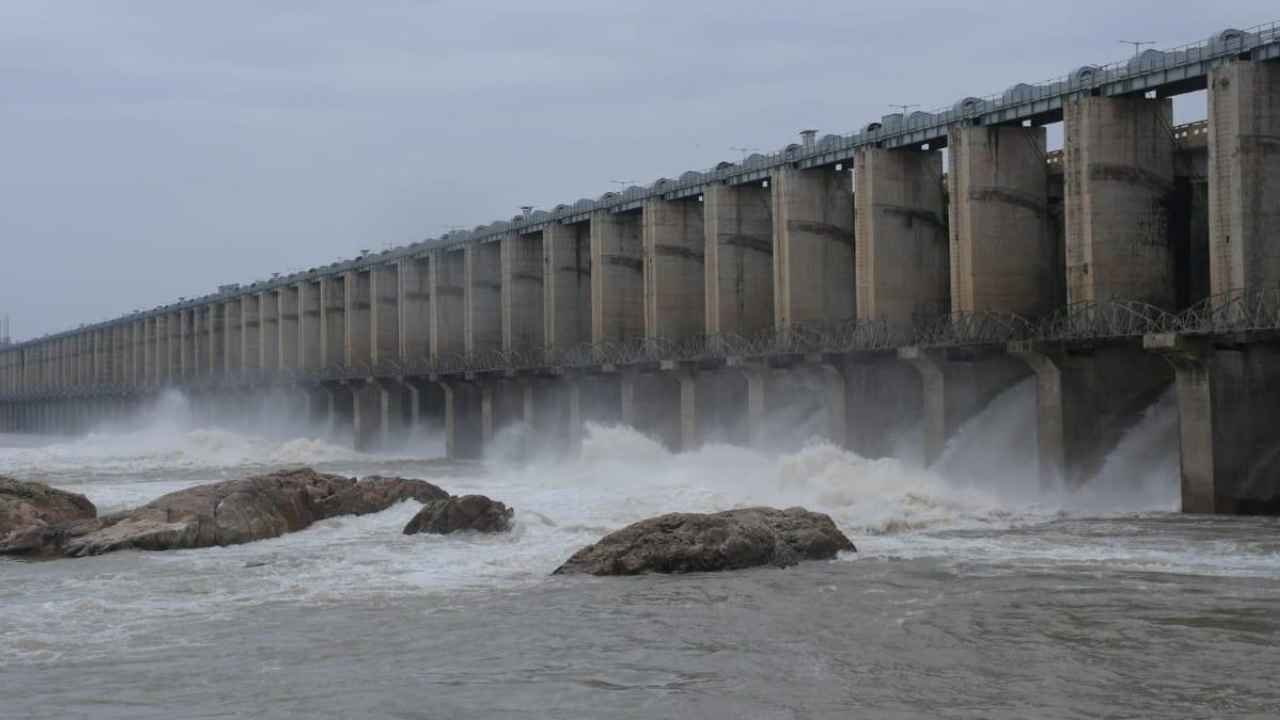 Heavy Inflows Continue At Jurala, Water Released Through 27 Dam Gates