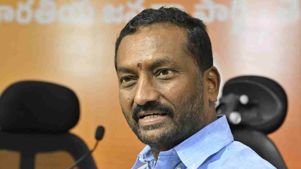 BJP Demands Inquiry Into The Unity Mall Deal: Raghunandan Rao