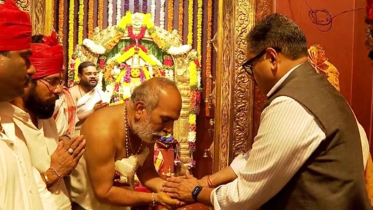 Sanjay Jaju Leads Bonalu Prayers at Secretariat