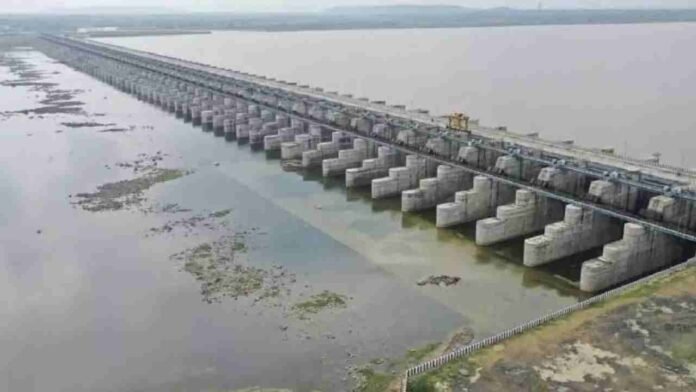 Tummidi Hatti Barrage: Telangana Seeks Centre's Support for increasing the height