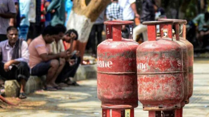 Commercial LPG Cylinder Prices Cut By Over Rs. 200