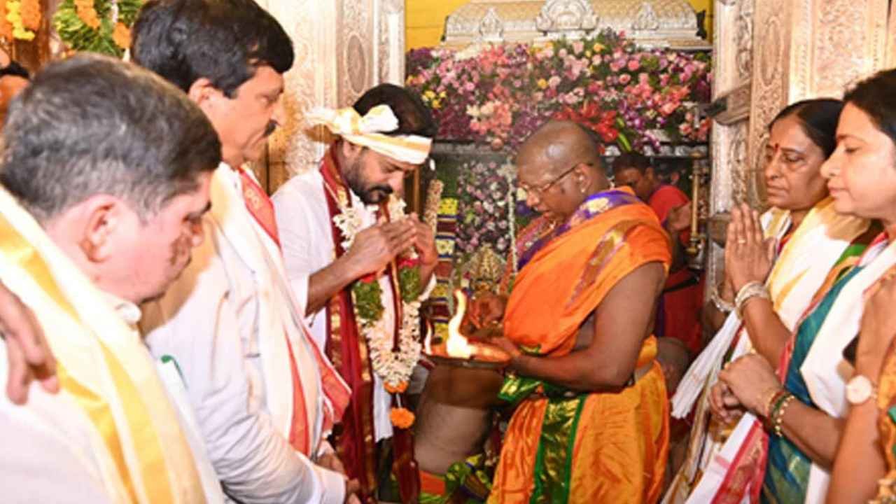 CM Revanth Reddy Offers Silk Robes At Ujjaini Mahankali Temple