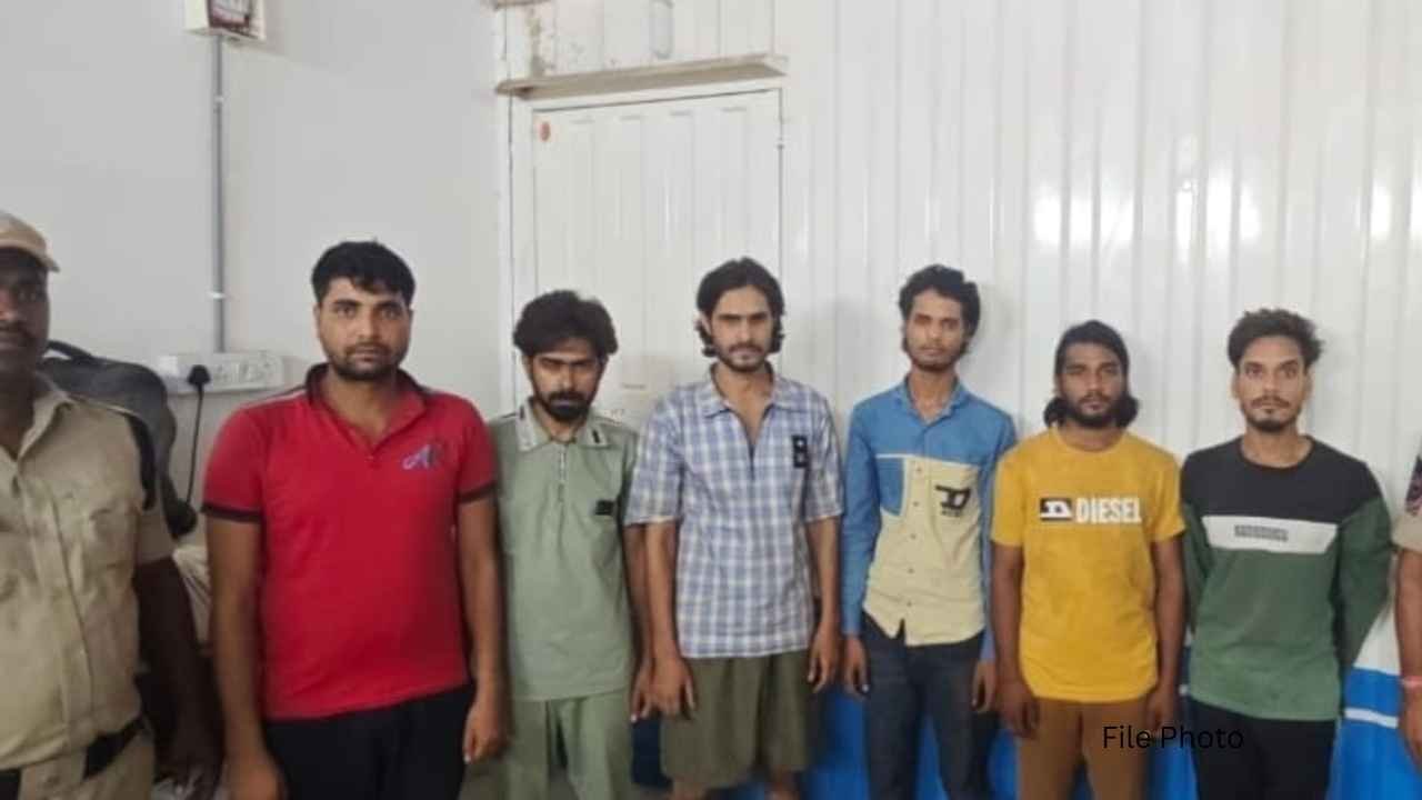 Six Member Interstate ATM Fraud Gang Arrested By Ameenpur Police