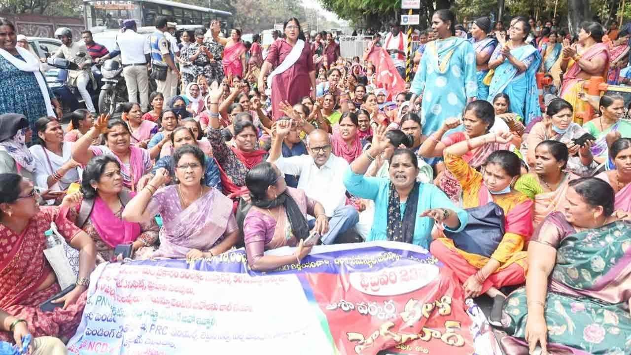 Telangana ASHA Workers Demand Release Of Pending July Honorariums