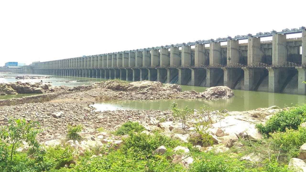 Jurala Gates Closed As flood Inflows Decline