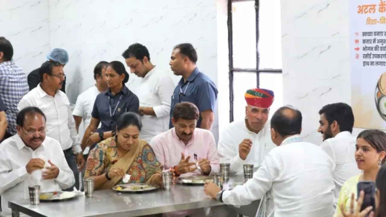 Delhi Opens 25 Atal Canteens Offering Meals At Rs. 5