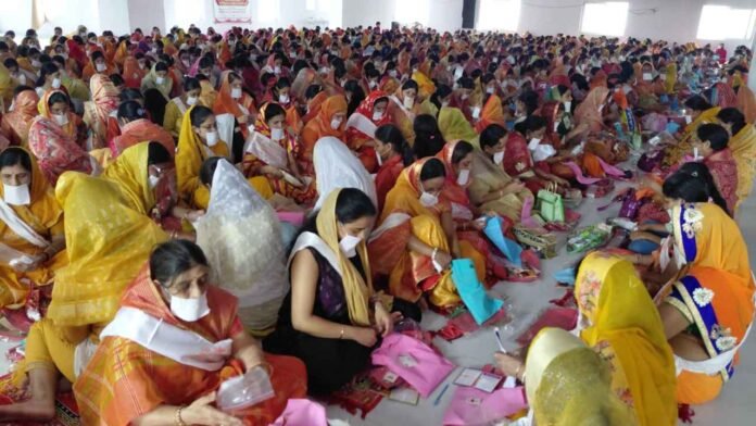 Over 1,008 Jain Women Chant Namoththunam In Hyderabad