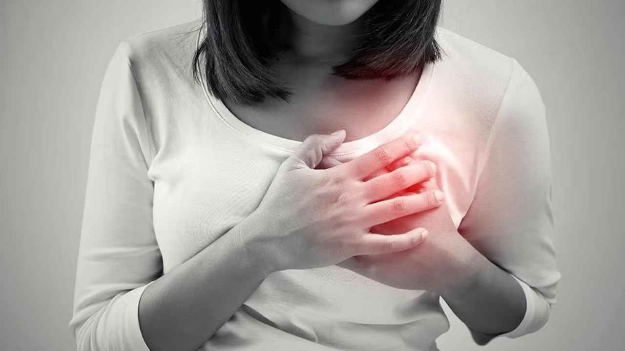 Elderly Woman Suffers Heart Attack After Wheelchair Dispute