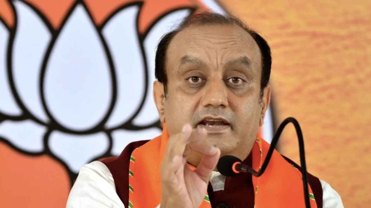 BJP Attacks Congress Over Vande Mataram Decision