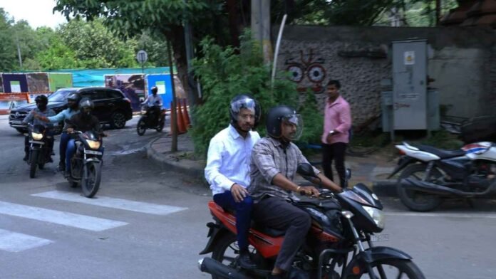 CP VC Sajjanar Inspects KBR Park One Way Traffic System