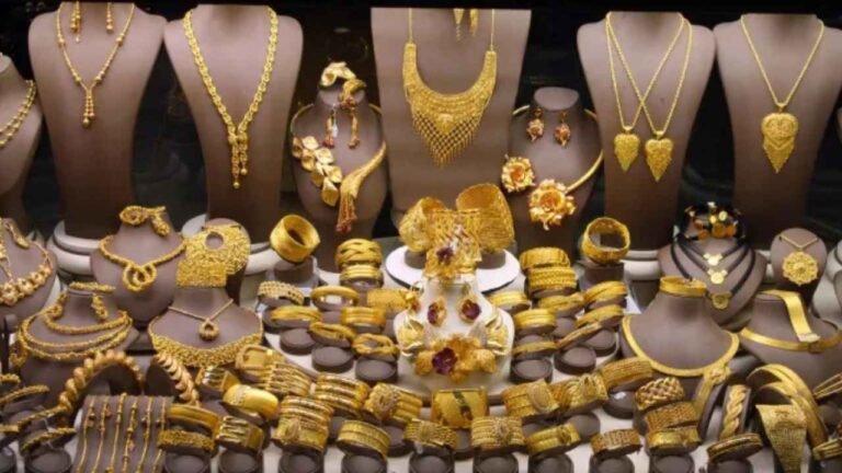 Gold Rate In Hyderabad Stable: Check Latest 22 & 24-Carat Prices
