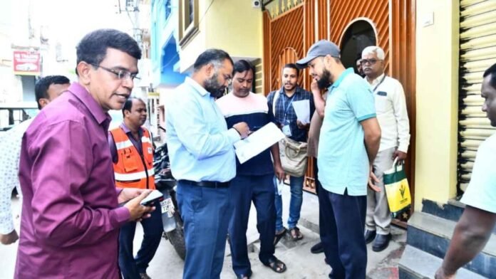 GHMC Commissioner RV Karnan Reviews SIR Notice Distribution