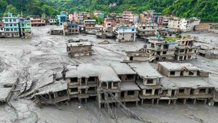 Nepal Flash Floods: Death Toll Reaches 750, Over 3,000 Missing