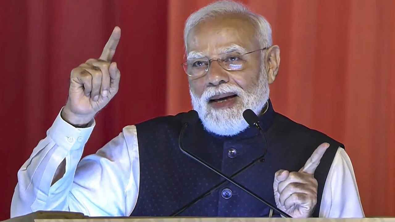 PM Modi Launches ₹18,000 Crore Projects, Says Andhra Can Drive Viksit Bharat