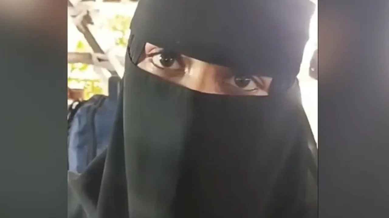 Muslim Woman Asked To Remove Burqa At Mumbai Jain Food Festival