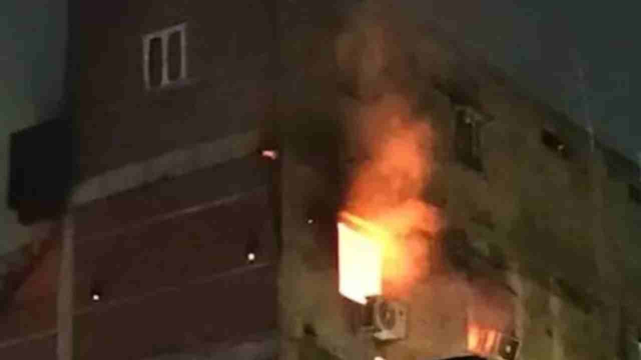 Fire Breaks Out In Hyderabad Old City