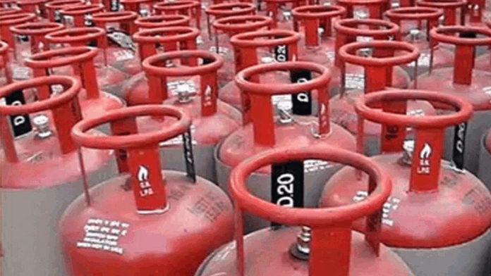 Telangana Govt. Extends Rs. 500 LPG Scheme To Five Lakh More Benefits