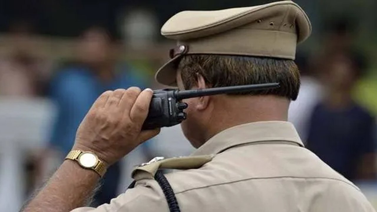 RajendranagarCourt Issues Notices To Rayadurgam police