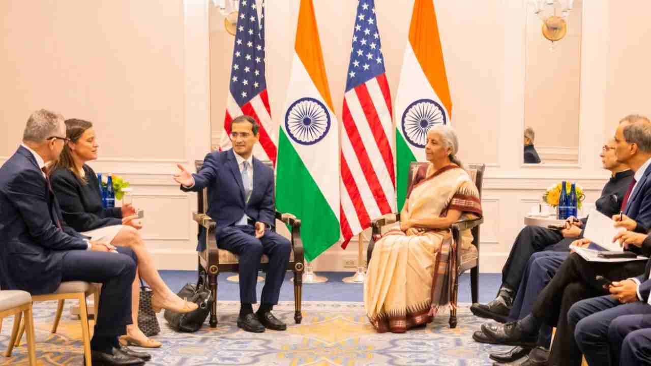 Nirmala Sitharaman Invites Global CEOs To Invest In India