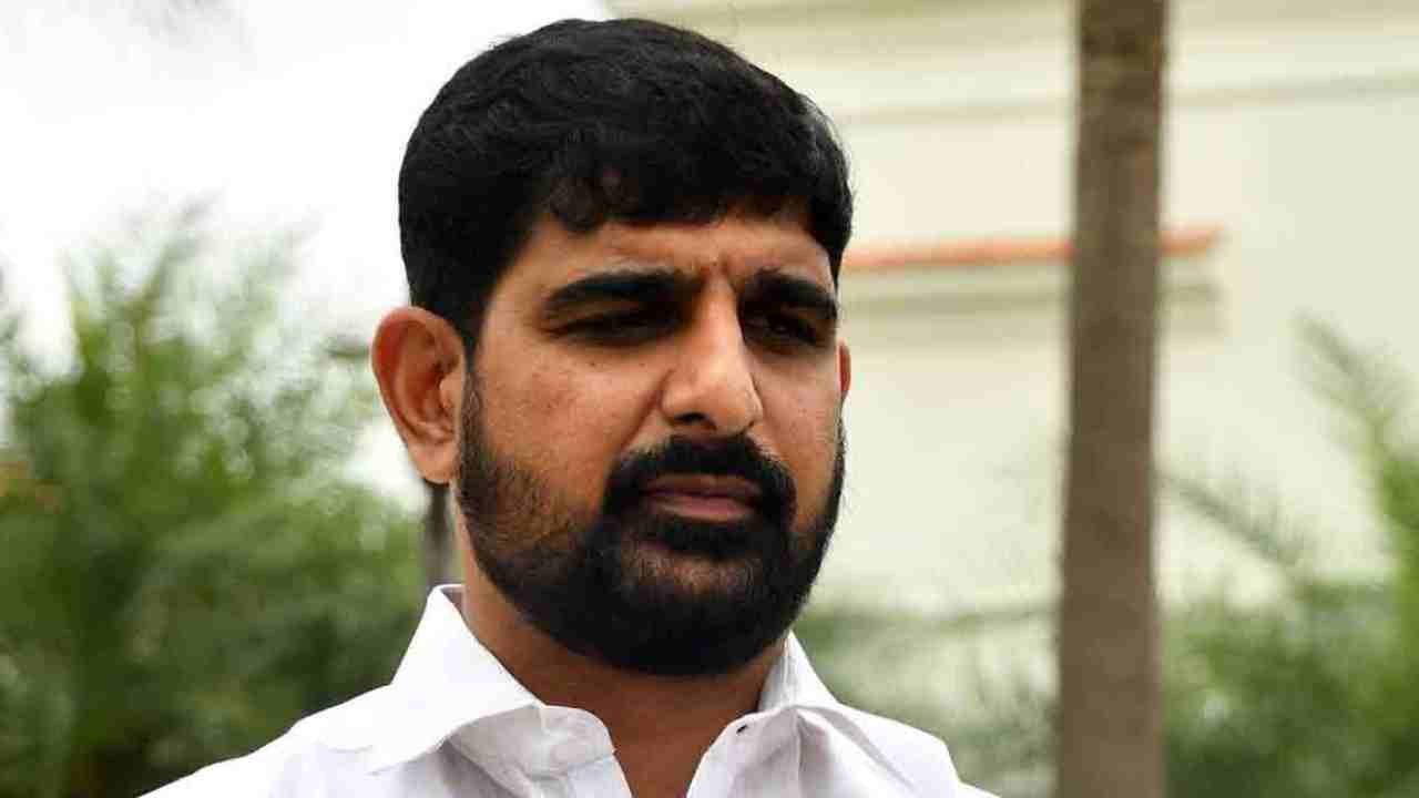 Padi Kaushik Reddy Gets Ethics Committee Notice