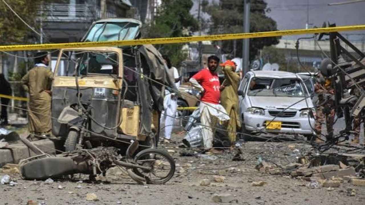 Pakistan Mosque Blast Kills 16 During Friday Prayers in Kohat