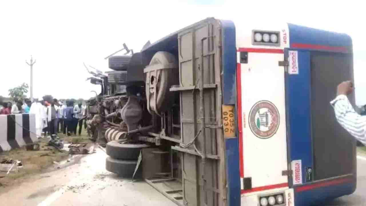 RTC Bus Overturns After Crash At Kamareddy, One Killed