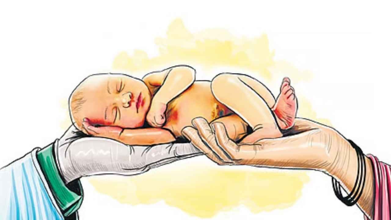 Woman Held for Allegedly Trying to Sell Eight-Day-Old Baby